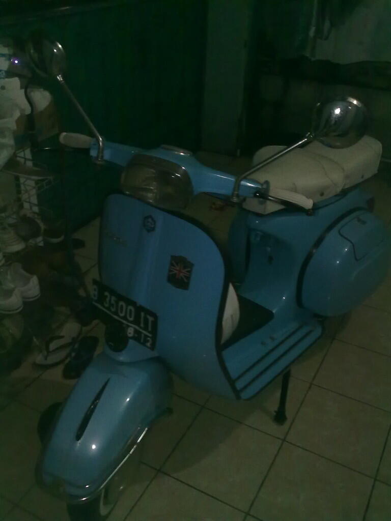 JUAL VESPA SUPER TH. 78 3,5jt nego