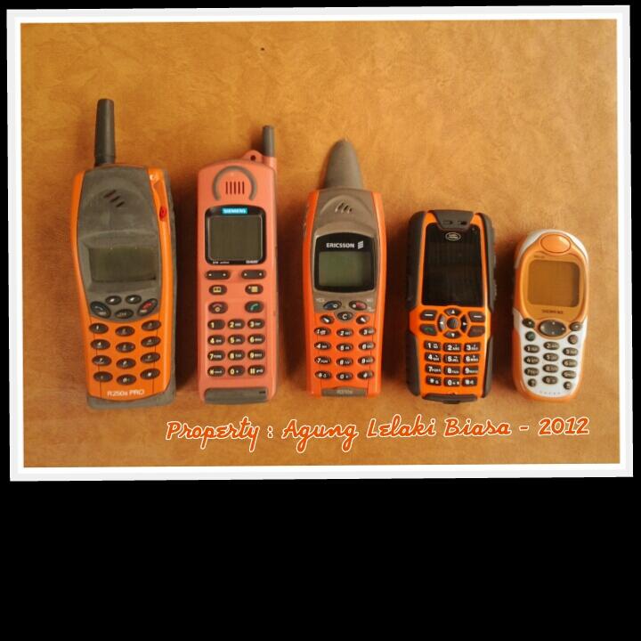 Hape Ericsson Jadul R250 Orange Mulus >>> jogja