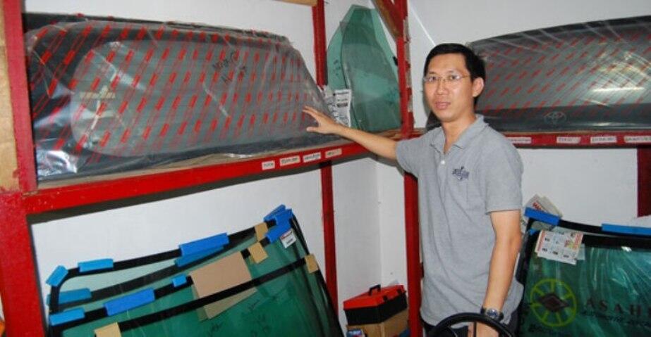 PASANG KACA MOBIL