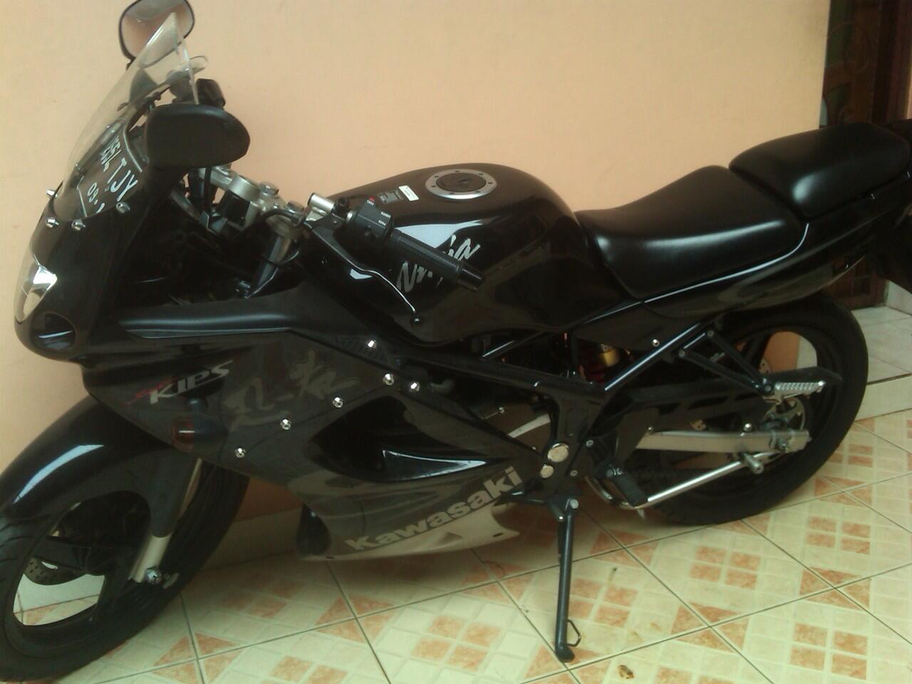 Cari Dijual Ninja RR 150 Black September 2011 KASKUS