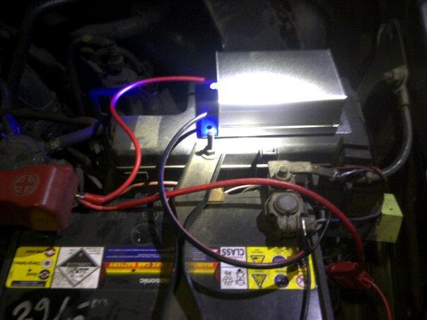VOLTAGE STABILIZER SYSTEM FOR CAR