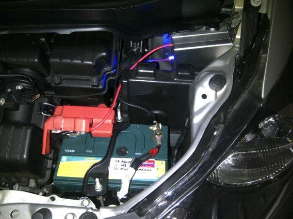 VOLTAGE STABILIZER SYSTEM FOR CAR