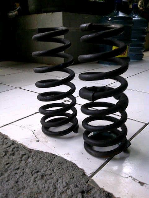 WTS Barang2 Bekas Estilo yang msh layak Pakai (Header 4:1 & Per Custom Depan)