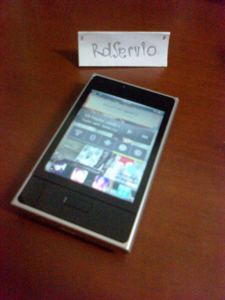 Jual Cepat LG Optimus L3 Android cuma 700rb baru 3 bln pake.