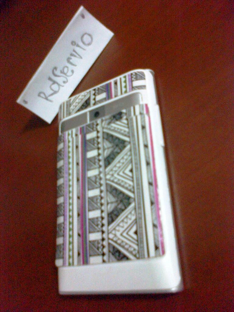 Jual Cepat LG Optimus L3 Android cuma 700rb baru 3 bln pake.