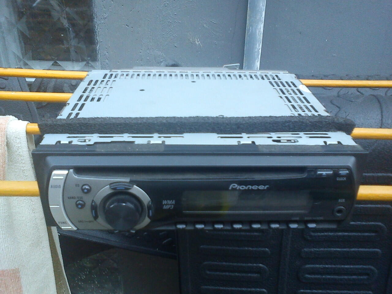 WTS: CD-MP3 PIONEER DEH-3080zy