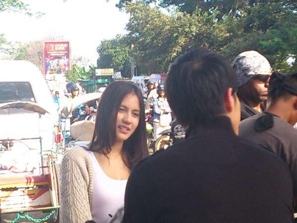 &#91;HOT TREAD&#93; INTIP SERUNYA SYUTING 5 CM DI MALANG ==&gt; TAYANG 12-12-12