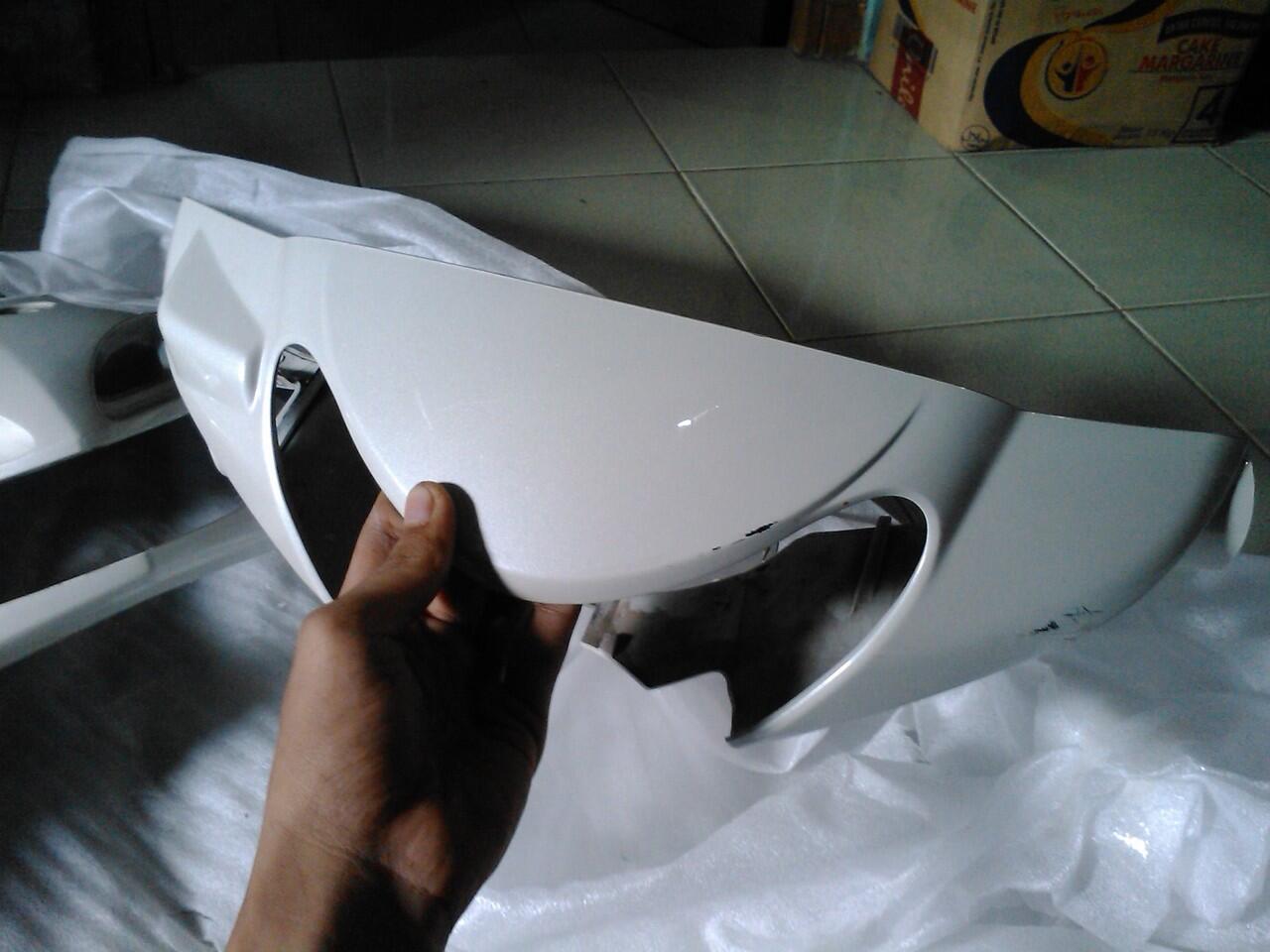 Jual Body Mio smile putih/white ORI 2nd striping mio amore 2011 + bonus