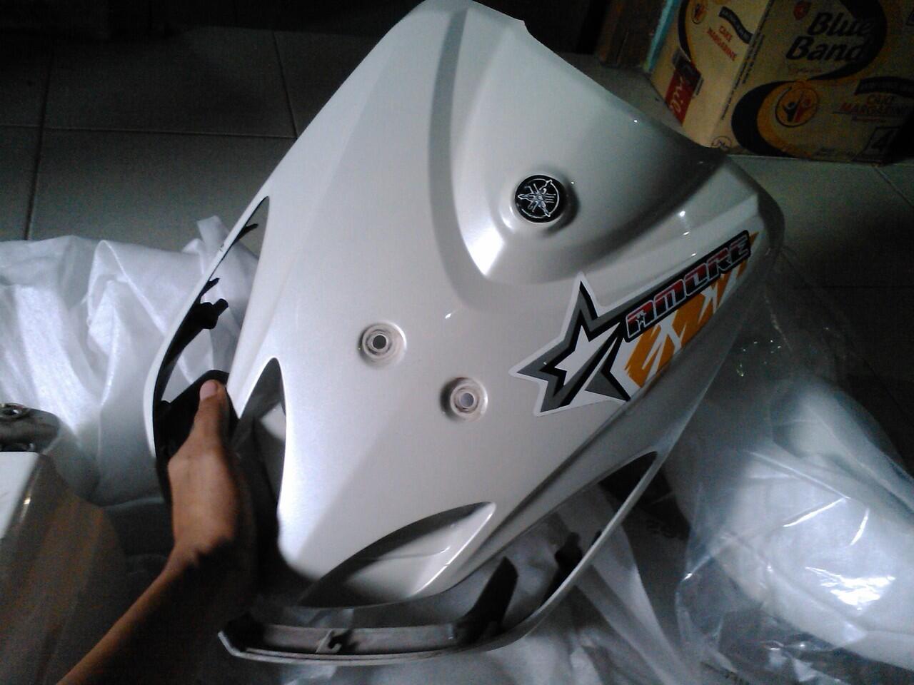 Jual Body Mio smile putih/white ORI 2nd striping mio amore 2011 + bonus