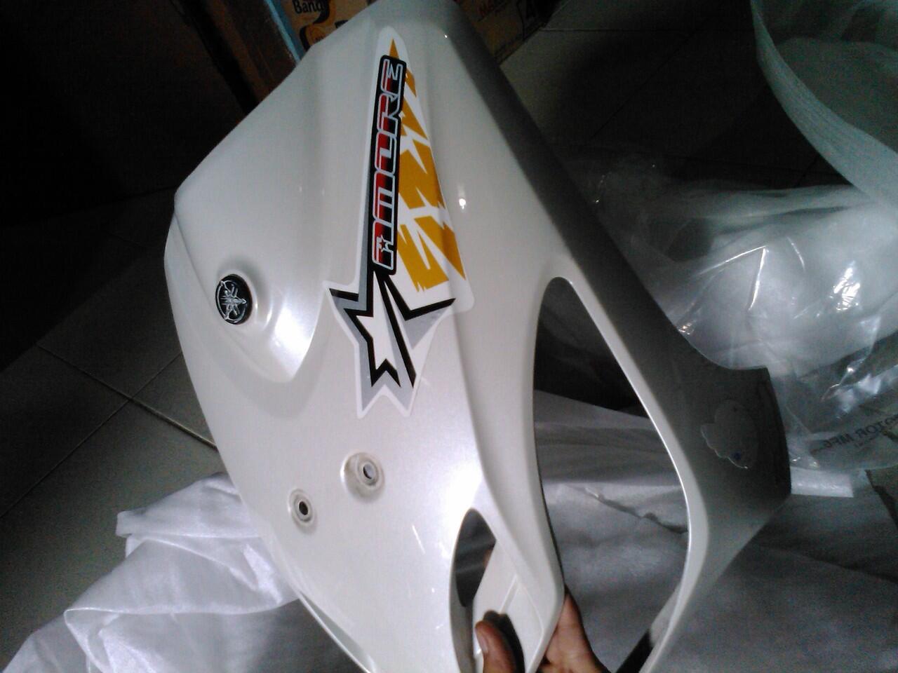 Jual Body Mio smile putih/white ORI 2nd striping mio amore 2011 + bonus