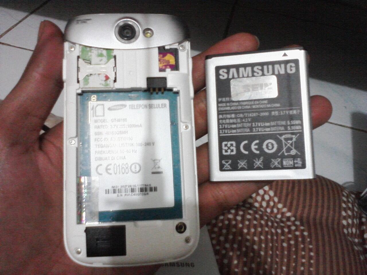 GALAXY W White Garansi Nov 2013