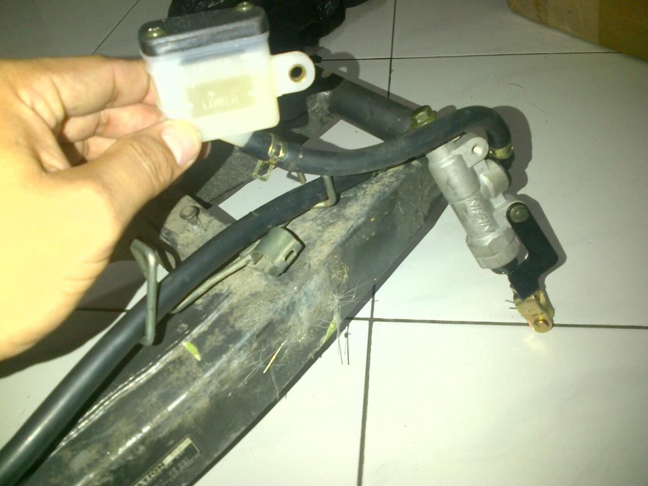 Terjual Dijual Swing Arm OEM R15 ver 1 tuk Vixion  KASKUS