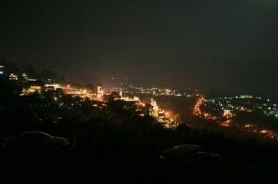 6 Spot Menikmati Bandung di Malam Hari