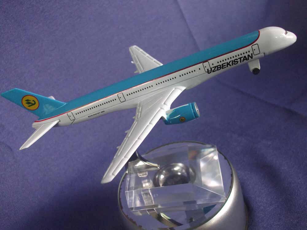 Aku ada Koleksi Bermacam Pesawat Penerbangan Negara2 Die Cast Metal besi