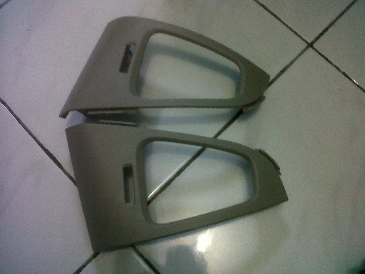WTS Accesoris Toyota Innova 2009