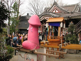 Kanamara Matsuri, parade unik &quot;Dewa kelamin pria&quot; di Jepang