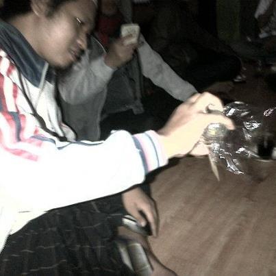 Hidup tidak sepantasnya menyerah karena keadaan.