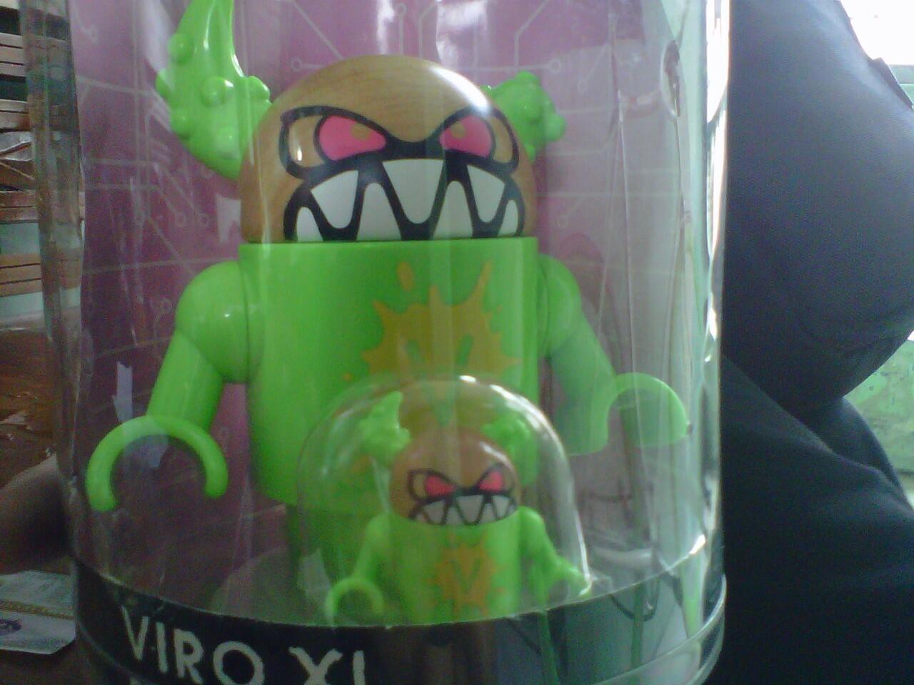 sell mainan TOYS VIRO XL LIMITED EDITION
