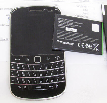 Blackberry 9900 Dakota Hitam Black Garansi TAM September 2013 full lengkap ter murah
