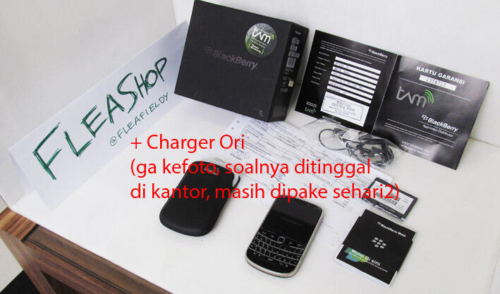 Blackberry 9900 Dakota Hitam Black Garansi TAM September 2013 full lengkap ter murah