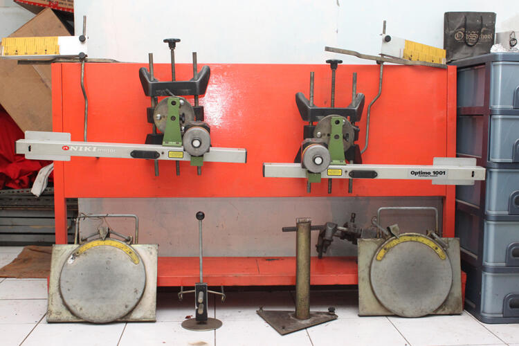 Jual mesin balancing dan spooring mulus bgt