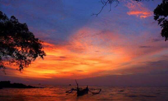 &#91;PULAU BAWEAN&#93; : POTENSI WISATA TERSEBUNYI DI INDONESIA