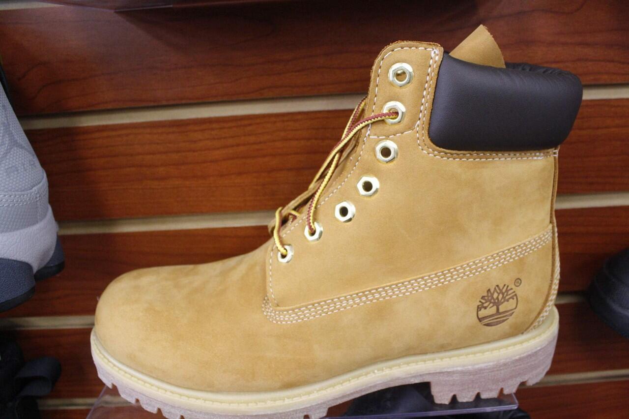 terjual distributor sepatu original 100 ketauan terjual distributor sepatu original 100 ketauan