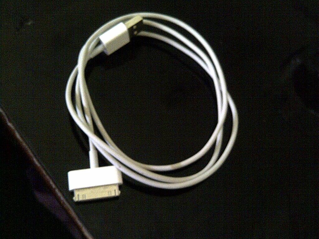 IPOD TOUCH 4th Gen 8GB WHITE