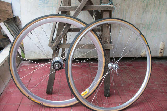 jual wheelset dan frame peugeot mantep pake banget