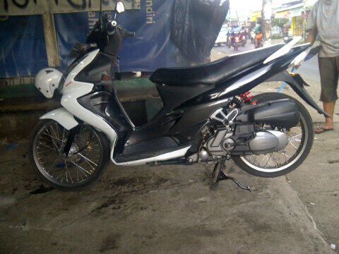 Terjual suzuki skywave thai look putih 2009 akhir KASKUS