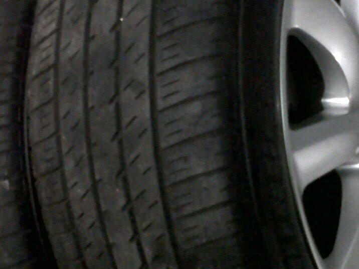 VElg Mobil Lexus 235/50R18