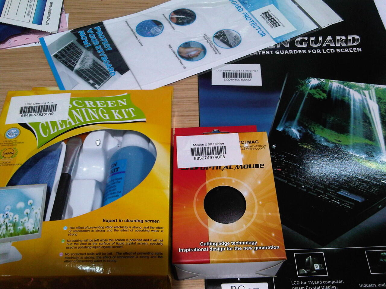 ◄-۩-Lenovo Ideapad U310-8189(3217U/4/320/Dos)Klik n Klik BEC Bandung-۩-►