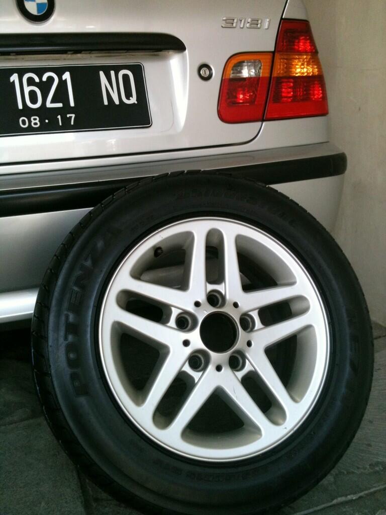 Velg dan Ban BMW 318i E46 facelift Original "seger" Jogja/Yogyakarta