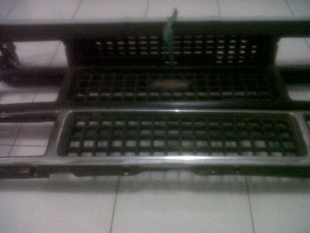 Grill chevrolet trooper