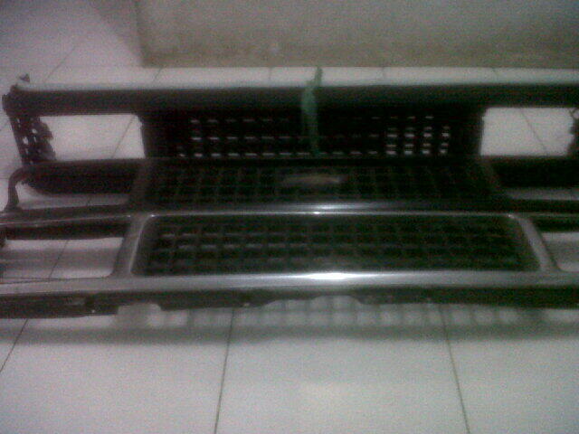 Grill chevrolet trooper