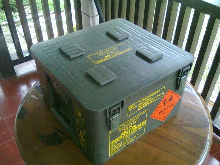 Tool box / Kotak peluru ex pindad