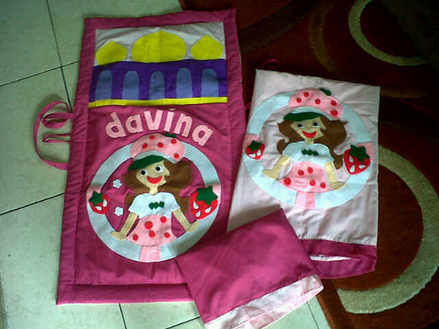 sajadah anak strawberry shortcake