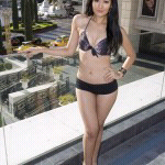 Foto Maria Selena Kenakan Bikini di
Miss Universe 2012