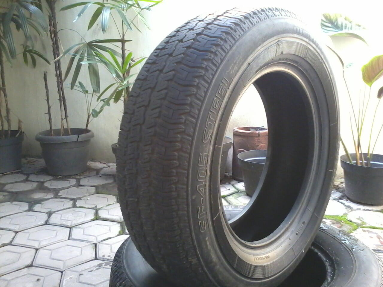 Ban brigstone, kondisi 90%!!!!