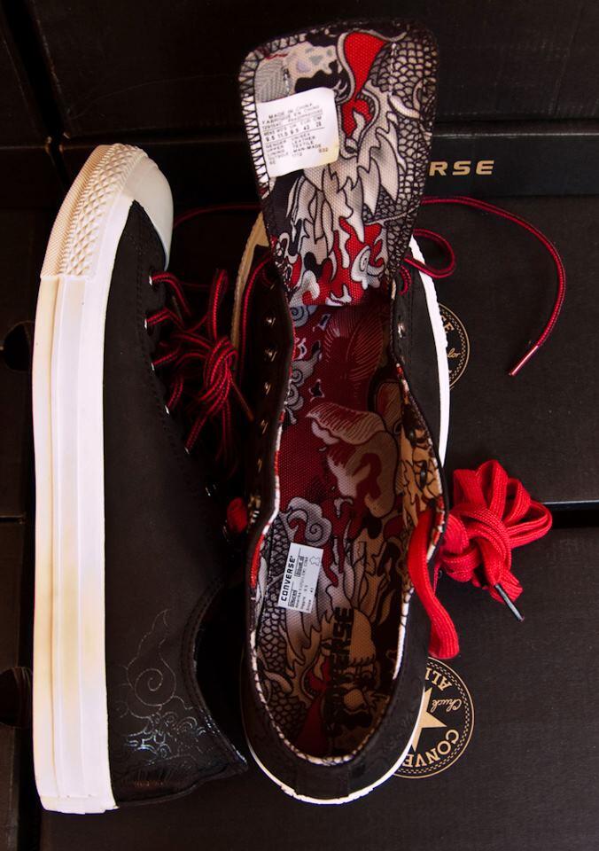 sepatu converse - year of dragon