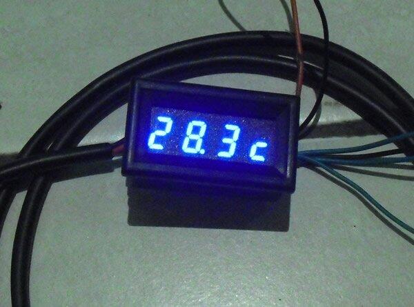 Digital MiNi WaterProof 3-IN-1 VoltMeter +TimeClock +Temperature DC 12V-24V BLUE LED