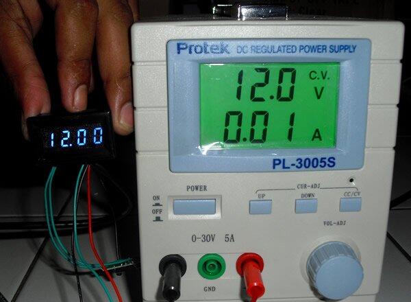 Digital MiNi WaterProof 3-IN-1 VoltMeter +TimeClock +Temperature DC 12V-24V BLUE LED