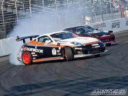 Perbedaan Drifting,Gymkhana dan Slalom