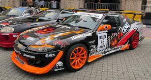 Perbedaan Drifting,Gymkhana dan Slalom