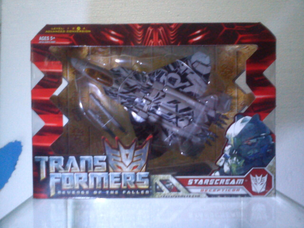 TRANSFORMERS VOYAGER CLASS