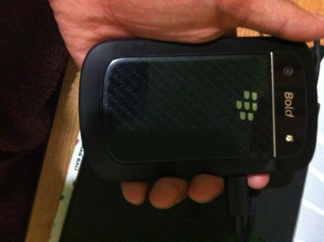 Blackberry Dakota 9900 black TAM murah gann silakan diliat dulu