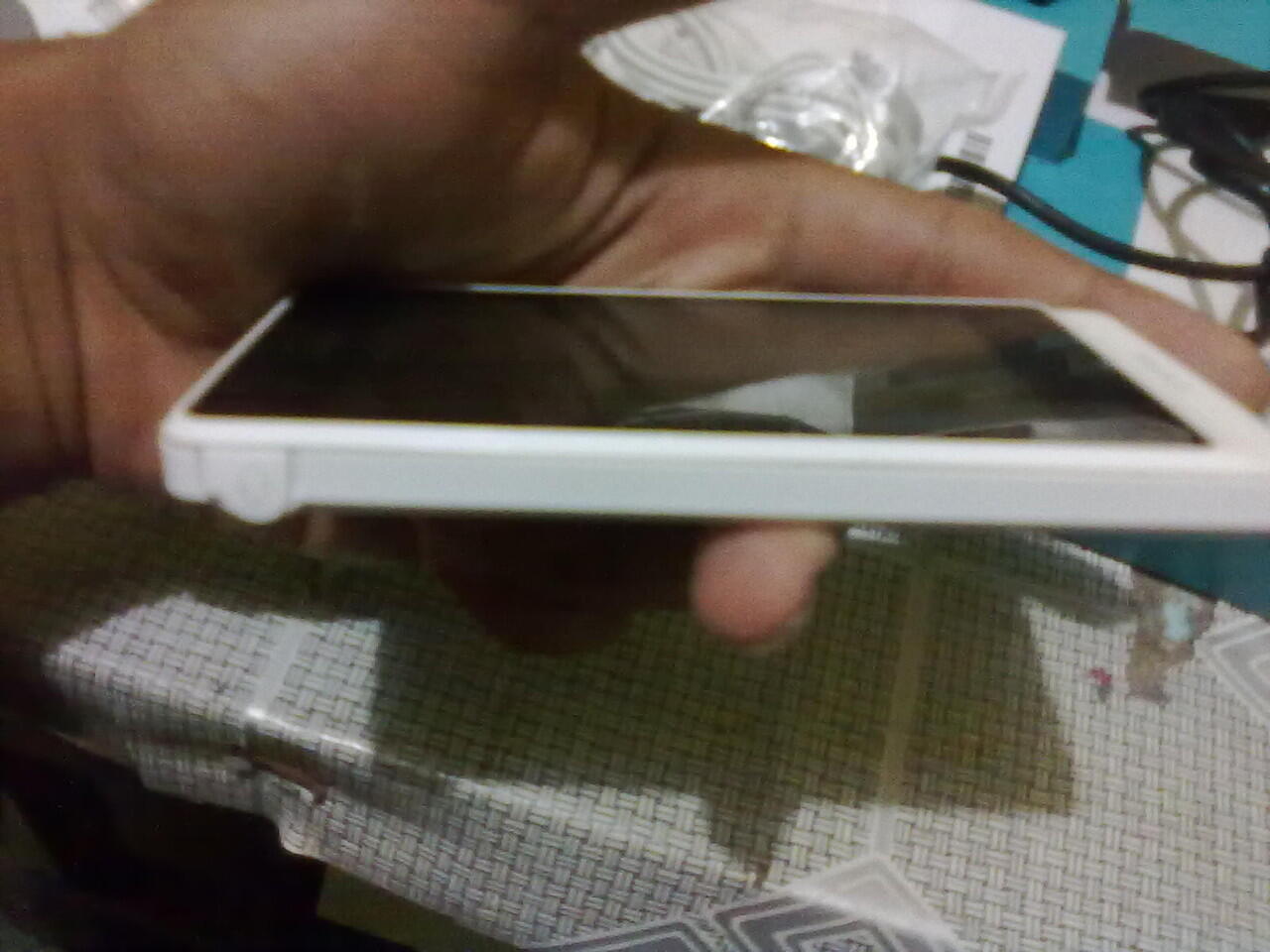 WTS XPERIA GO PUTIH MULUSS 98% PEMAKAIAN WAJAR (malang)