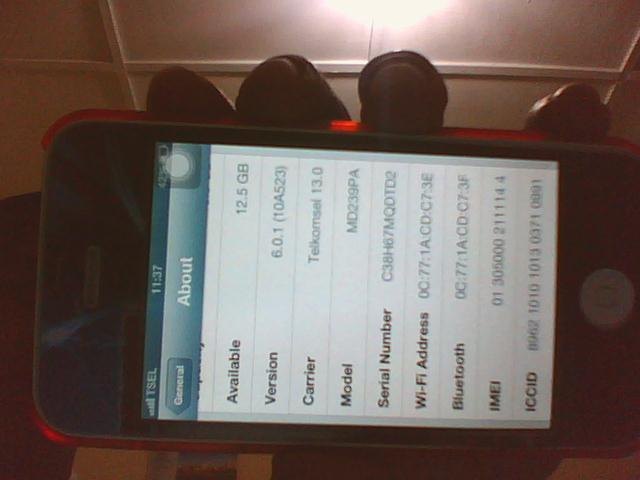 Jual iphone 4S