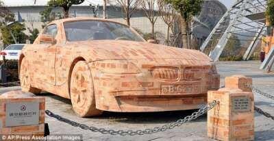 WOW! Replika mobil BMW ini Terbuat dari Bata gan.
