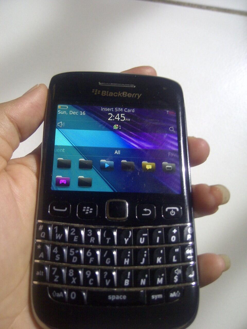 Bb 9790 (Bellagio) Black Msh Garansi TAM 1 Thn
